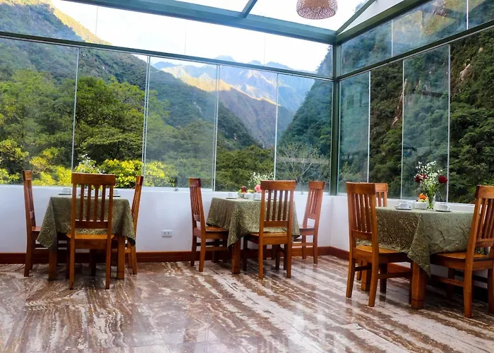 Qoya Palace -