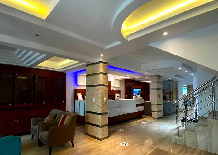 Qoya Palace -